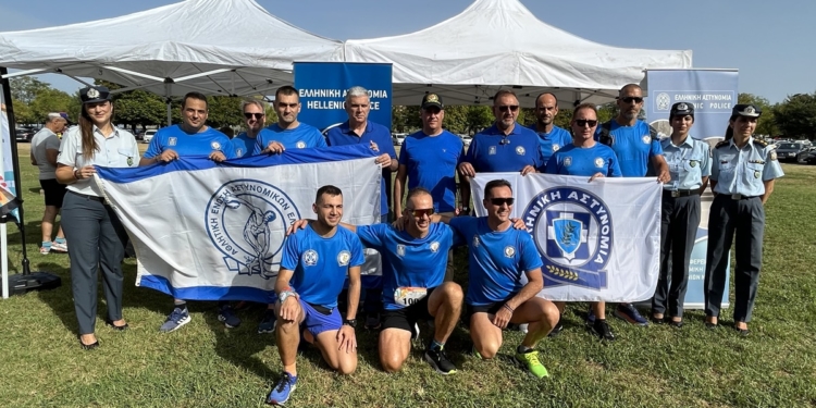 10 αθλητές-αστυνομικοί συμμετείχαν στο Corfu Old Town Trail