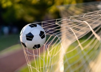 Ξεκινά το τοπικό!