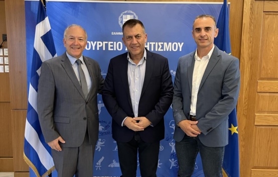 Το ΕΑΚΚ ευχαριστεί Βρούτση-Γκίκα…