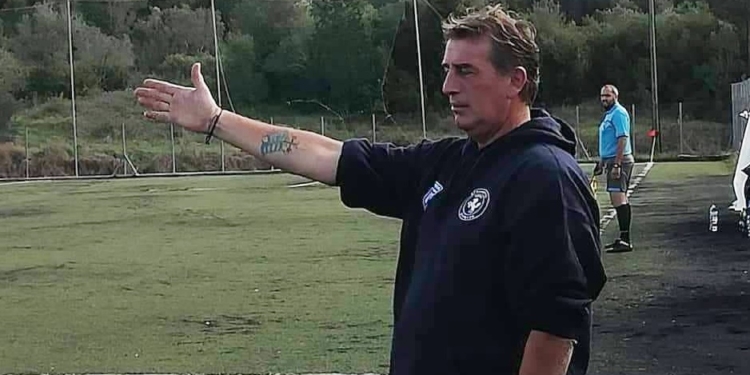 Απεβίωσε ο Χρήστος Φακιολάς