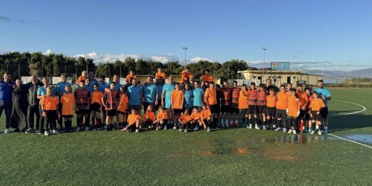 Θιναλιακός: Γονείς και παιδιά έπαιξαν μπάλα για το μικρό Νικόλα (pics)