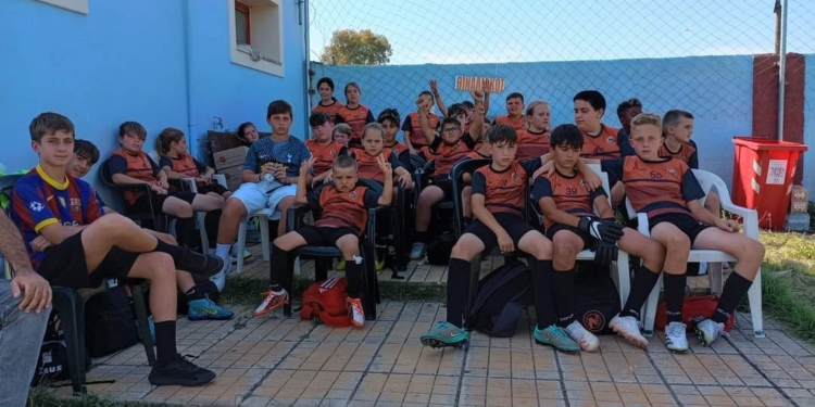 Είπαν καλό καλοκαίρι στην ακαδημία του Θιναλιακού…