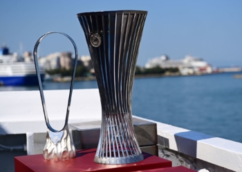 Έρχονται στο Λιστόν τα ευρωπαϊκά τρόπαια του Ολυμπιακού