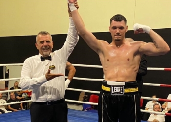 Ντεμπούτο με νοκ άουτ από τον 1ο γύρο για τον Κεφαλληνό στη Boxing Night