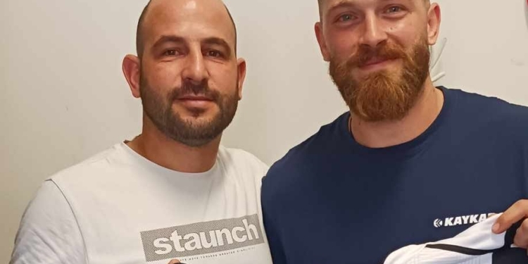 Μπενίτσες: Πήραν Παπαδόπουλο, ανανέωσαν με Μποζίκη…