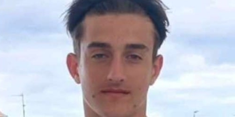 Ο Αϊντινάι στην U17 του Βόλου!