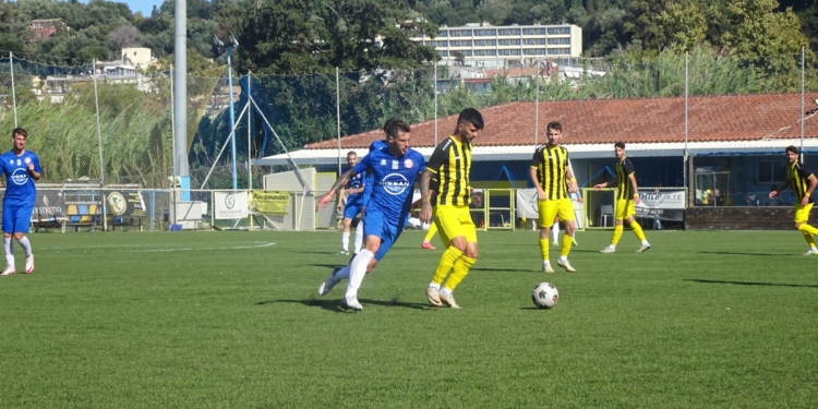 Photostory: Αστέρας Πετριτή-Αναγέννηση Καρδίτσας 2-4