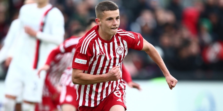 Ονειρεμένο ντεμπούτο με ασίστ για τον Μουζακίτη!