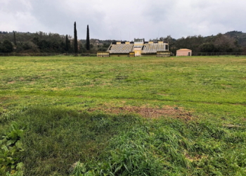 Δημοπρατήθηκε το έργο αναβάθμισης των γηπέδων Καστελλάνων και Άνω Κορακιάνας