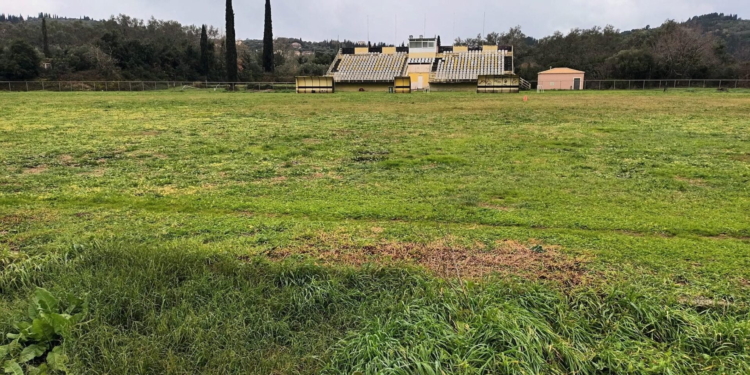 Δημοπρατήθηκε το έργο αναβάθμισης των γηπέδων Καστελλάνων και Άνω Κορακιάνας