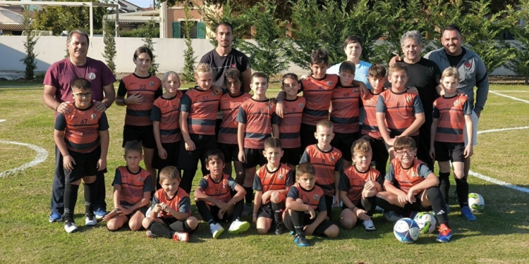 Πρώτη προπόνηση σε φυσικό χόρτο για την ακαδημία του Θιναλιακού