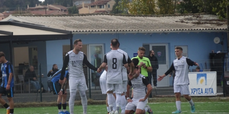 Photostory: Μπενίτσες-Φοίνικες 3-1