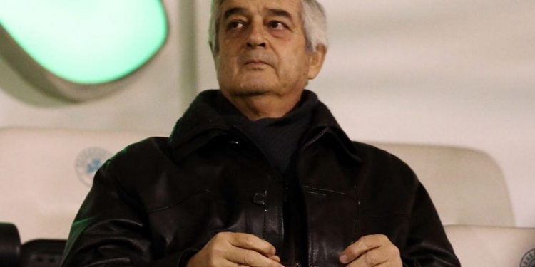 Πέθανε ο Τάκης Οικονομόπουλος