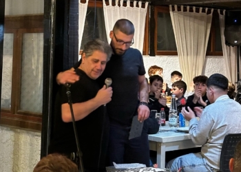 Ο Θιναλιακός έκοψε την πίτα του (pics)