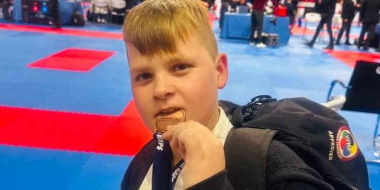 Χάλκινος στο Πανελλήνιο Καράτε ο Ποκουσάεβ