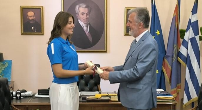 Τη «χρυσή» κωπηλάτρια Έλενα Διαβάτη τίμησε ο Δήμος