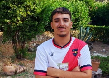 Ο Β. Καρύδης στον Κεραυνό!