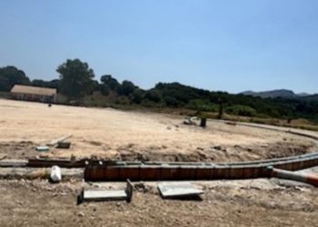 Οι πέντε εργολαβίες στο αθλητικό κέντρο της Αχαράβης