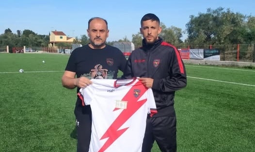 Ο Μ. Σάντα ανανέωσε με τον Κεραυνό!