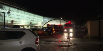 Η διοίκηση του ΕΑΚΚ για το περιστατικό αποκόλλησης του πλεξιγκλάς στο κολυμβητήριο