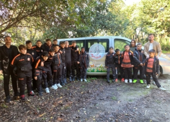 Ακαδημία Θιναλιακού: Όμορφες στιγμές με τα παιδιά της “Αγκαλιάς”