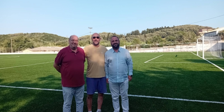 «Χαλί», το ανανεωμένο γήπεδο του Αγίου Ματθαίου