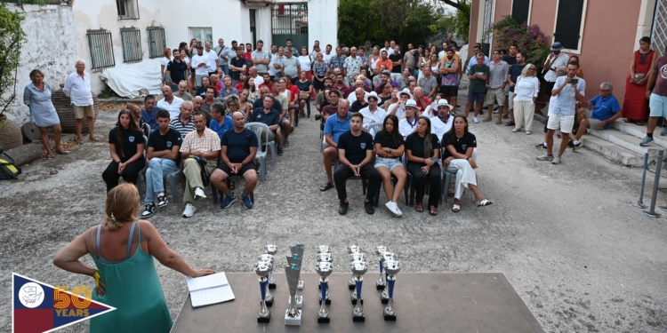 Πολύχρωμα μπαλόνια και τερματισμός στους Παξούς στη δεύτερη ιστιοδρομία του Ράλι Ιονίου